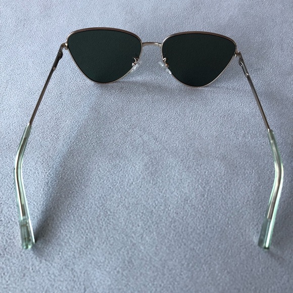 Le Specs ~ Echo ~ Gold Geometric Butterfly Sunglasses - Picture 4 of 14